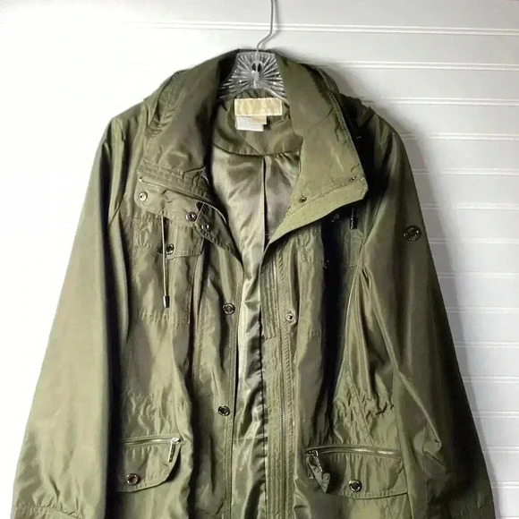 MICHAEL Michael Kors Large Full Zip Hooded Hunter Green/Gold' Jacket Woman's - Picture 2 of 12